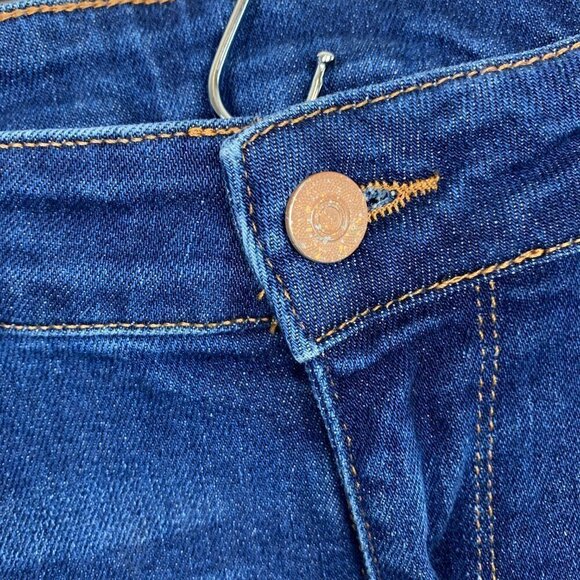 ASOS Denim Distressed Medium Wash Skinny Jean - Fits Like a Size 14 - Picture 4 of 8